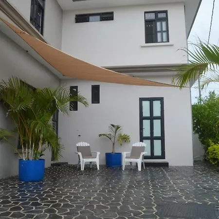 Sun Villa Pereybere Beach Exterior photo